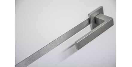 Wytrzymałe drzwi CAL z klamkami Linea Cali | NOVET.EU