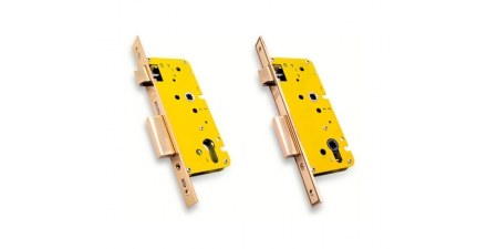 Klamki dekoracyjne i blachy czołowe zamków ozdobą drzwi i wnętrz