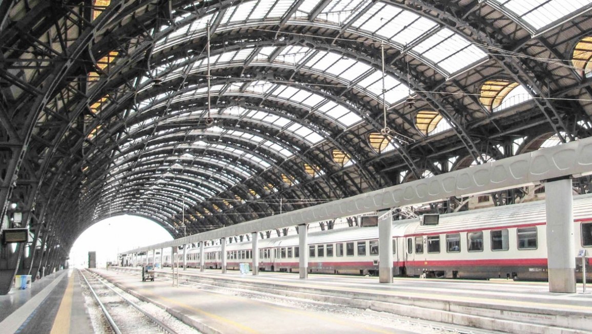 Milano Centrale i Roma Termini - zabezpieczenie dróg ewakuacyjny Zamknięcia ewakuacyjne na dworcach kolejowych